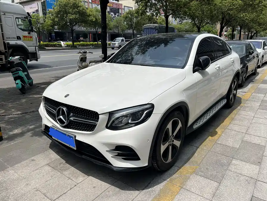 Mercedes Benz GLC coupe