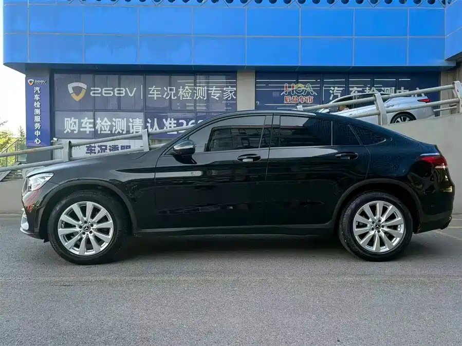 Mercedes Benz GLC coupe