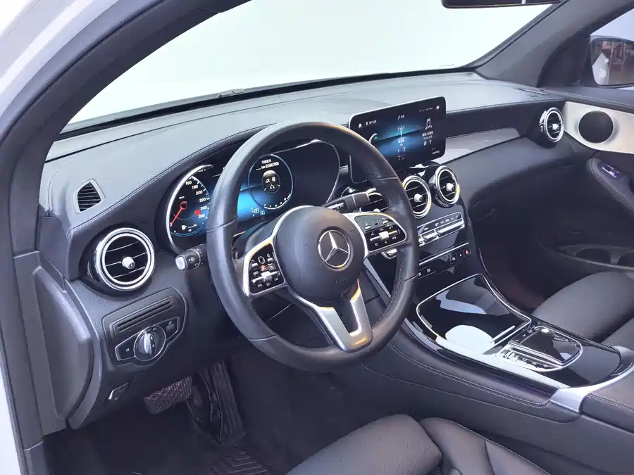 Mercedes Benz GLC coupe