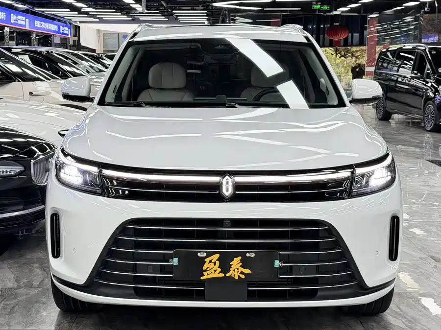 AITO Wenjie M7