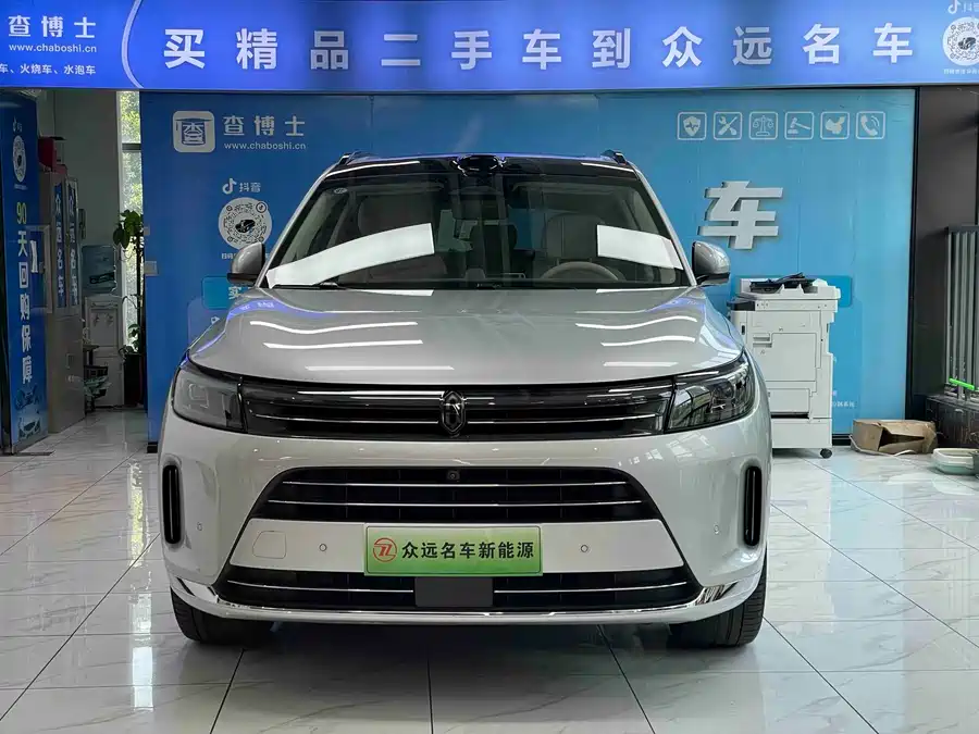 AITO Wenjie M7