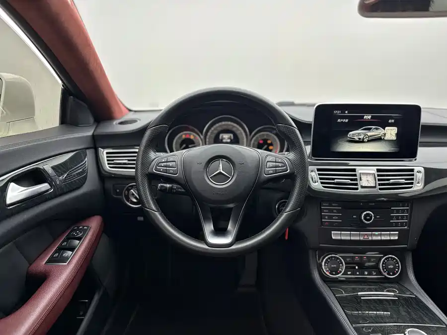Mercedes Benz CLS