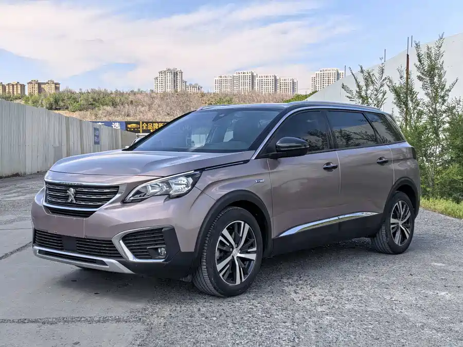 Peugeot 5008
