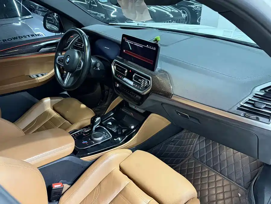 BMW X4 M40i