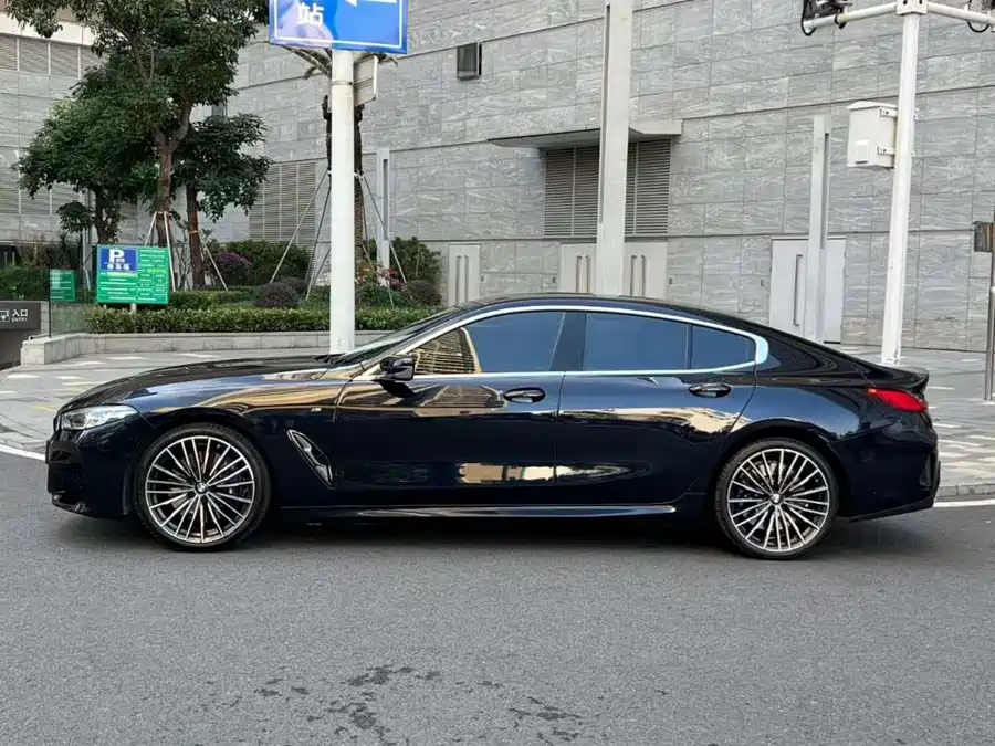 BMW 8 series