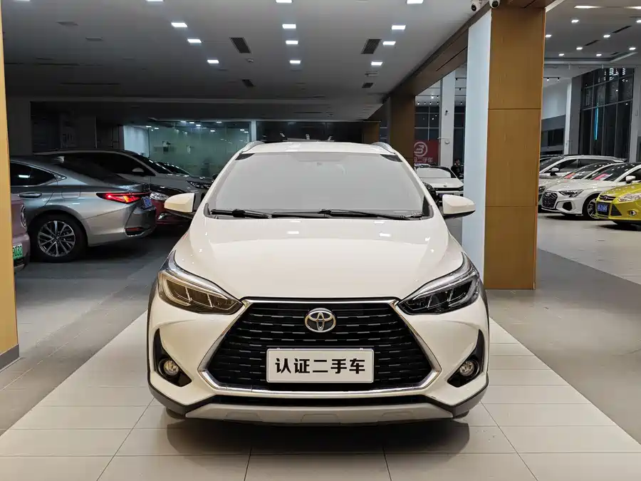 Toyota YARiS L