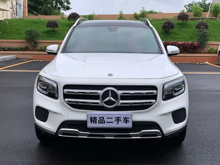 Mercedes Benz GLB