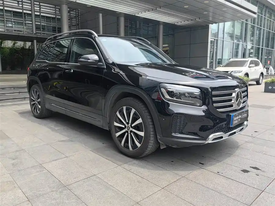 Mercedes Benz GLB