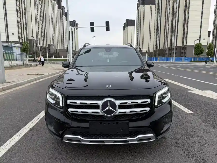 Mercedes Benz GLB