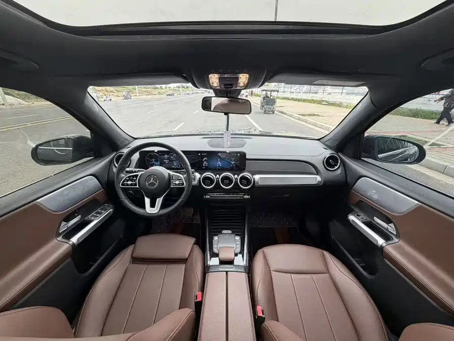 Mercedes Benz GLB