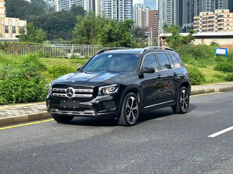 Mercedes Benz GLB