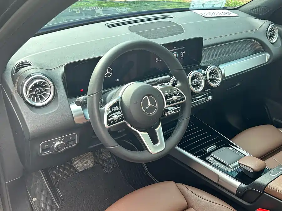 Mercedes Benz GLB