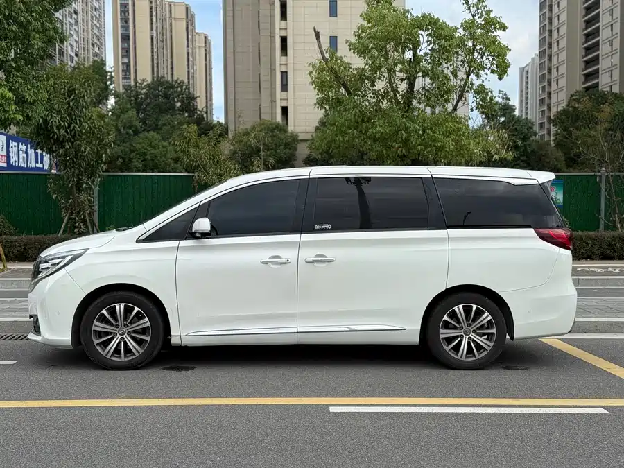 GAC Trumpchi M8