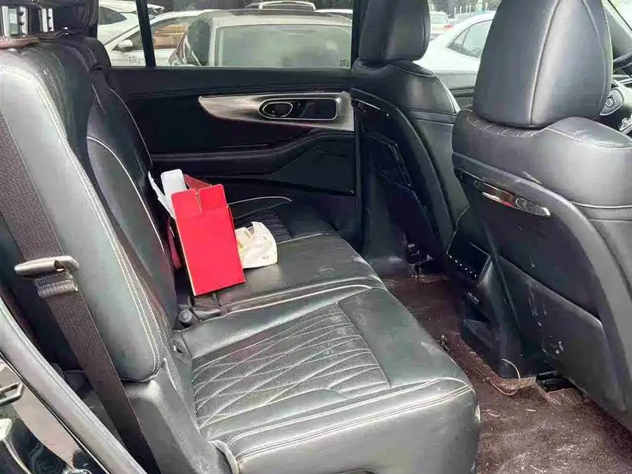 GAC Trumpchi GS8