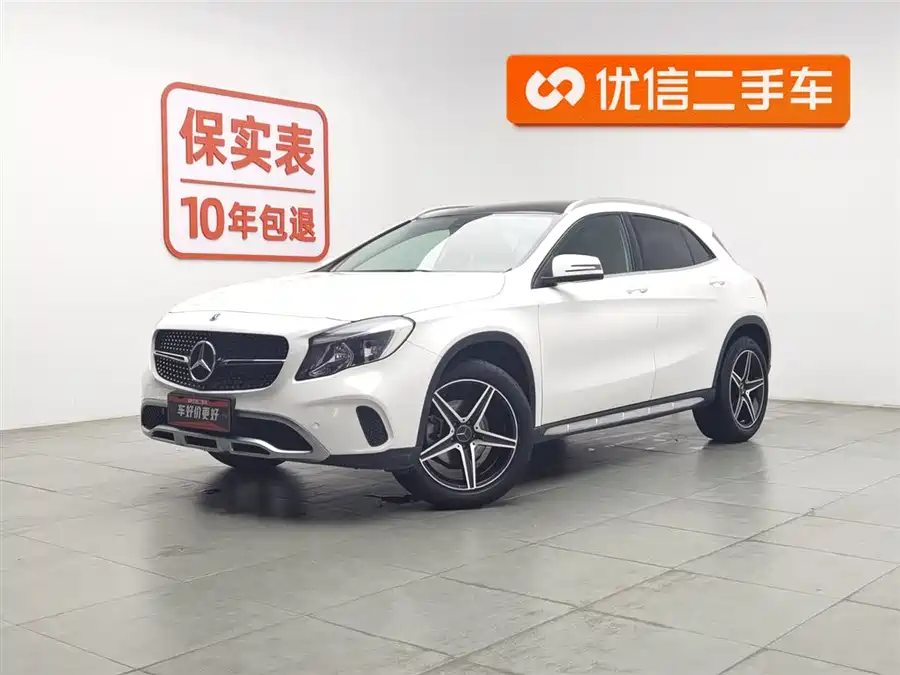 Mercedes Benz GLA