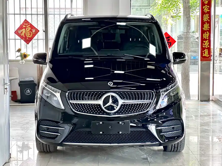 Mercedes Benz Class V