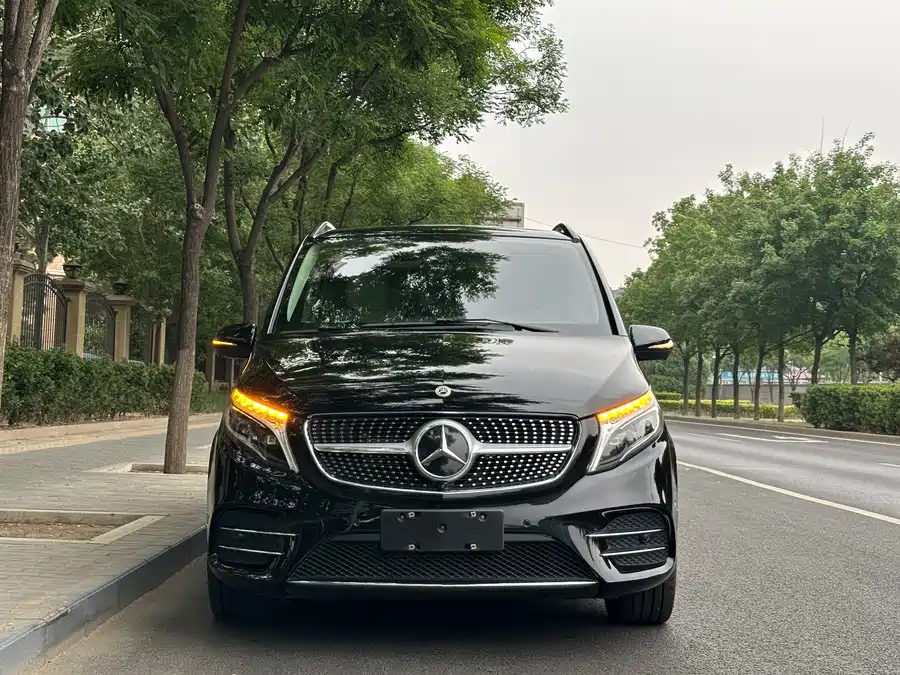 Mercedes Benz Class V