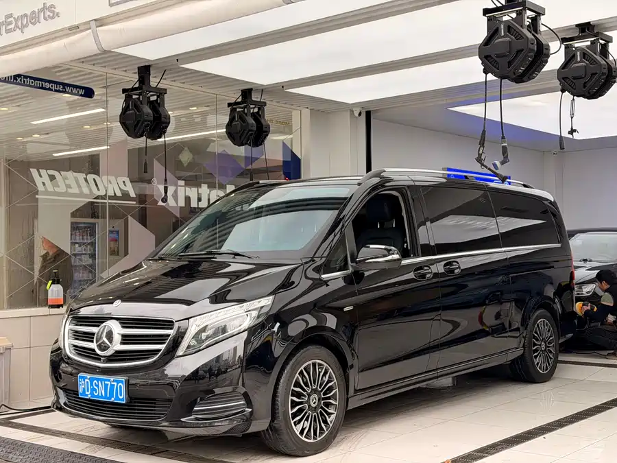 Mercedes Benz Class V