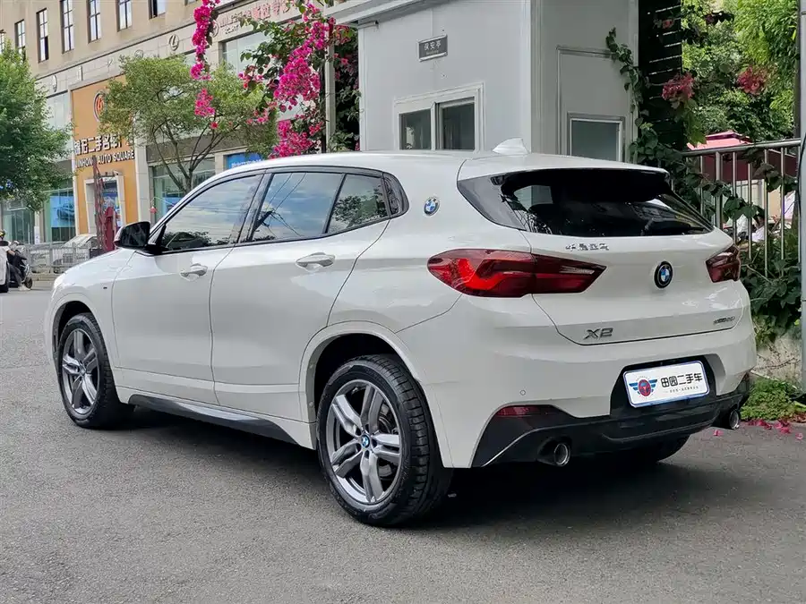 BMW X2