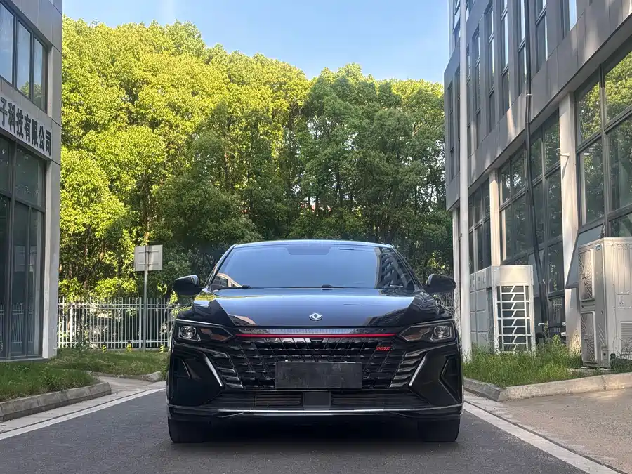 Dongfeng Yixuan MAX