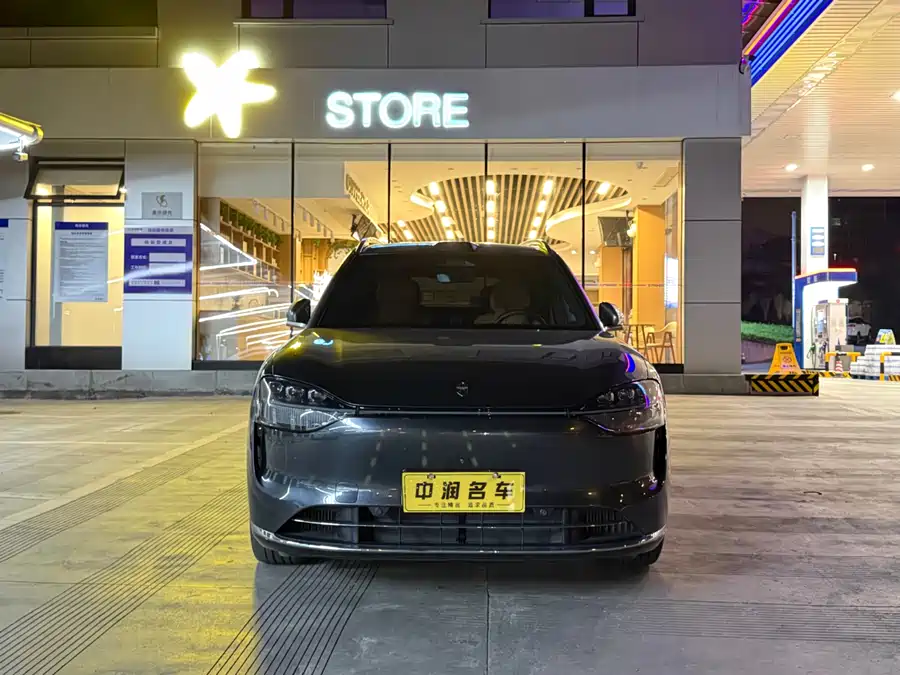 AITO Wenjie M9