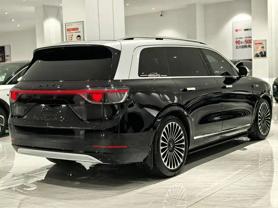 AITO Wenjie M9
