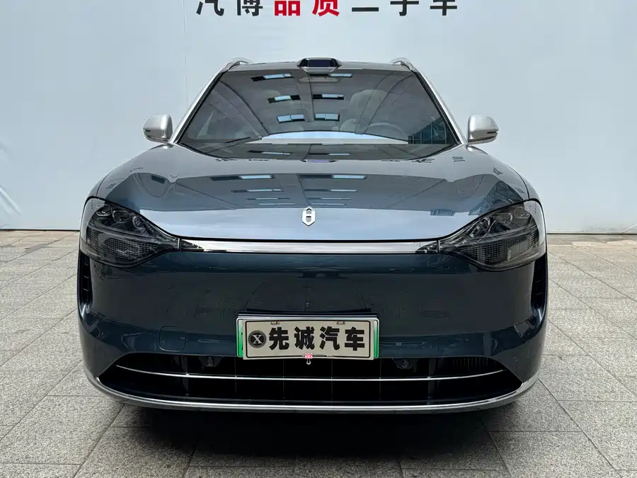 AITO Wenjie M9