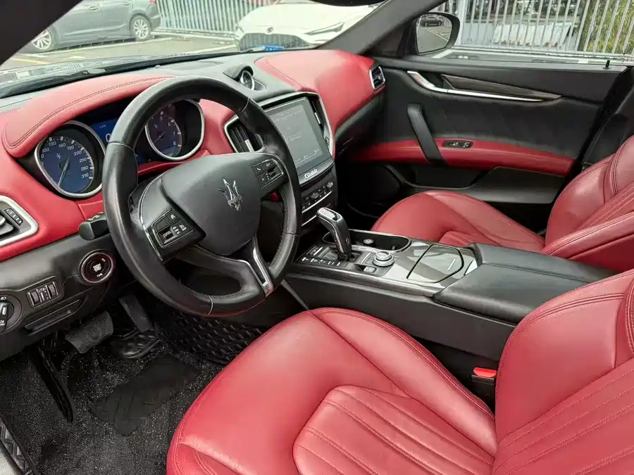 Maserati Ghibli