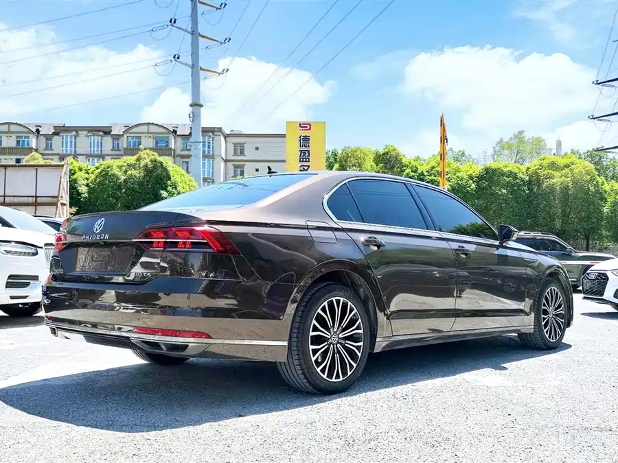 Volkswagen Phaeton / Phideon