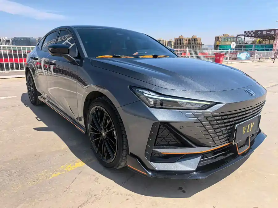 Changan UNI-V