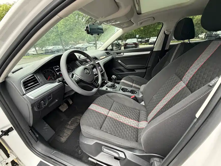 Volkswagen Lingdu