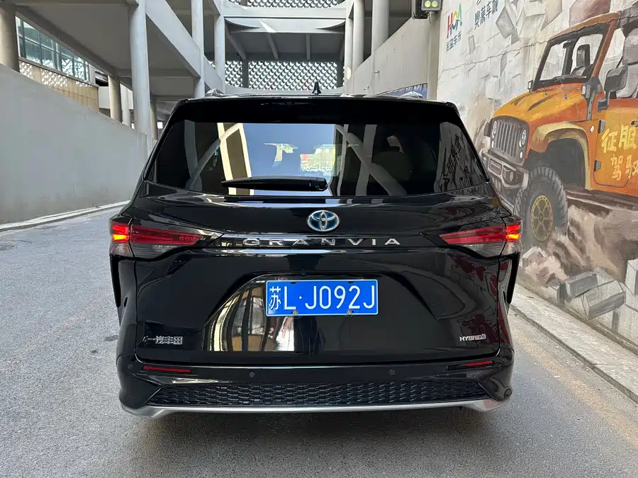 Toyota Granvia