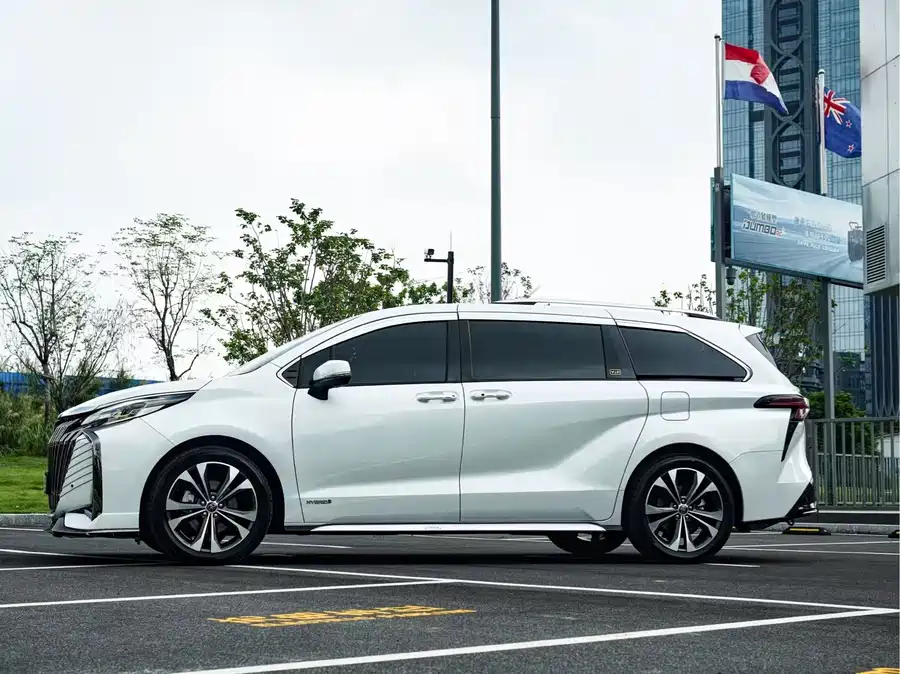 Toyota Granvia