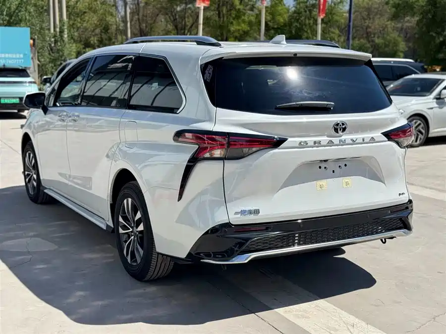 Toyota Granvia