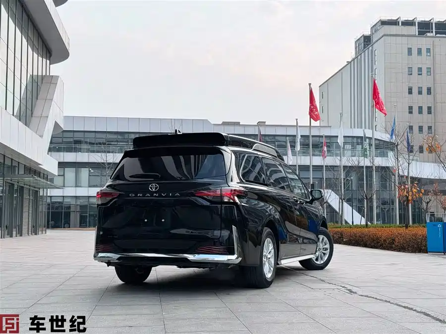 Toyota Granvia