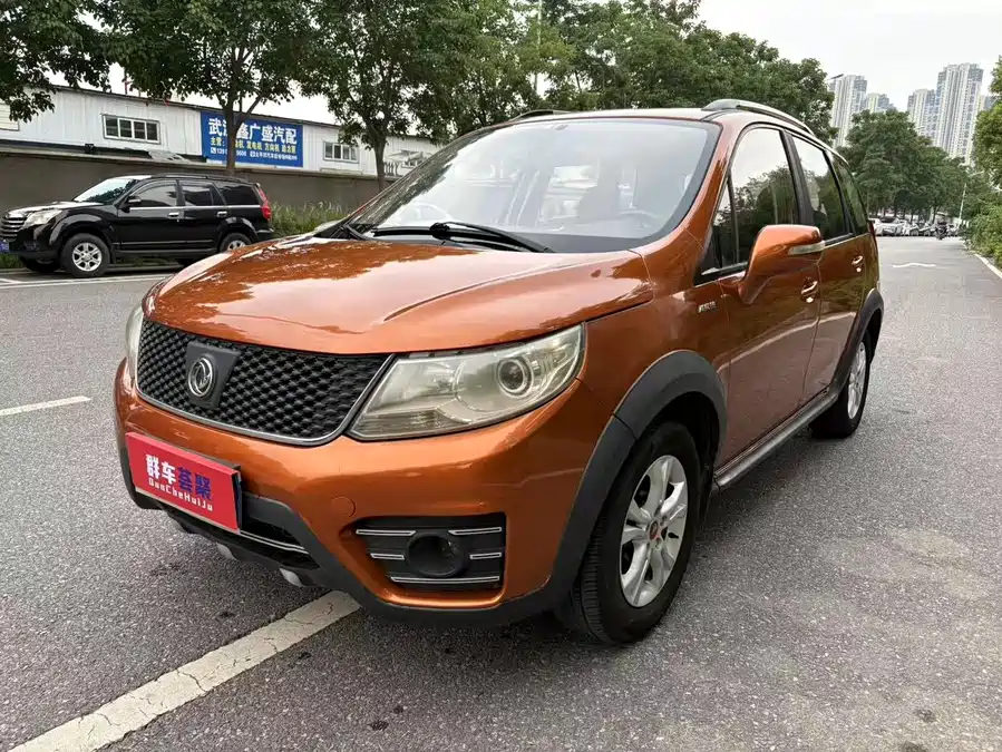 Dongfeng Jingyi X3