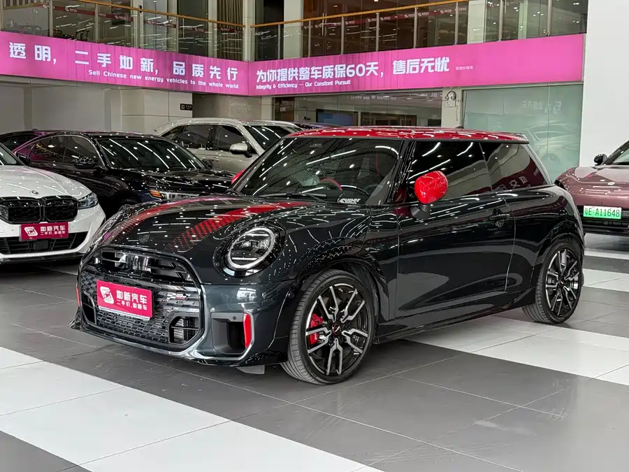 MINI JCW