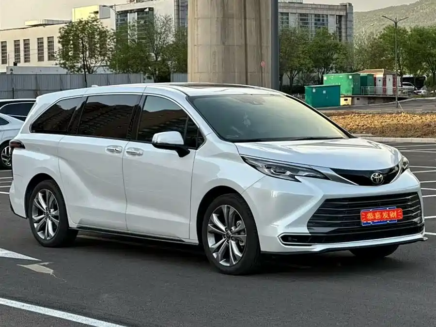 Toyota SIENNA