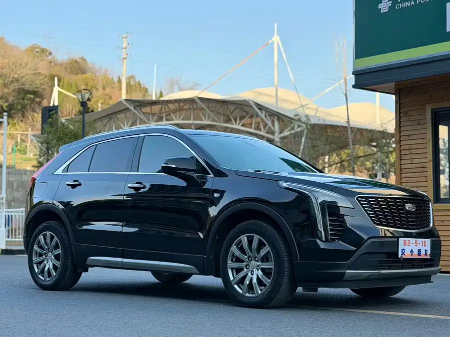 Cadillac XT4