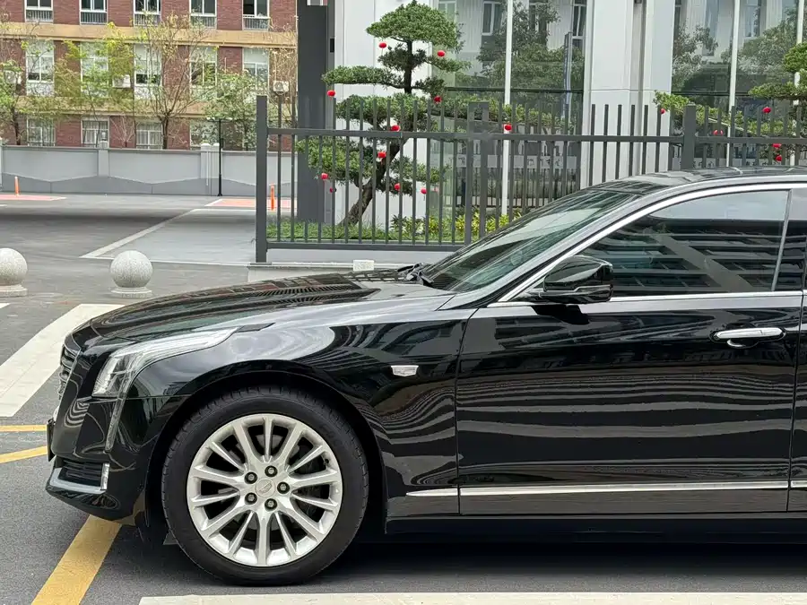 Cadillac CT6