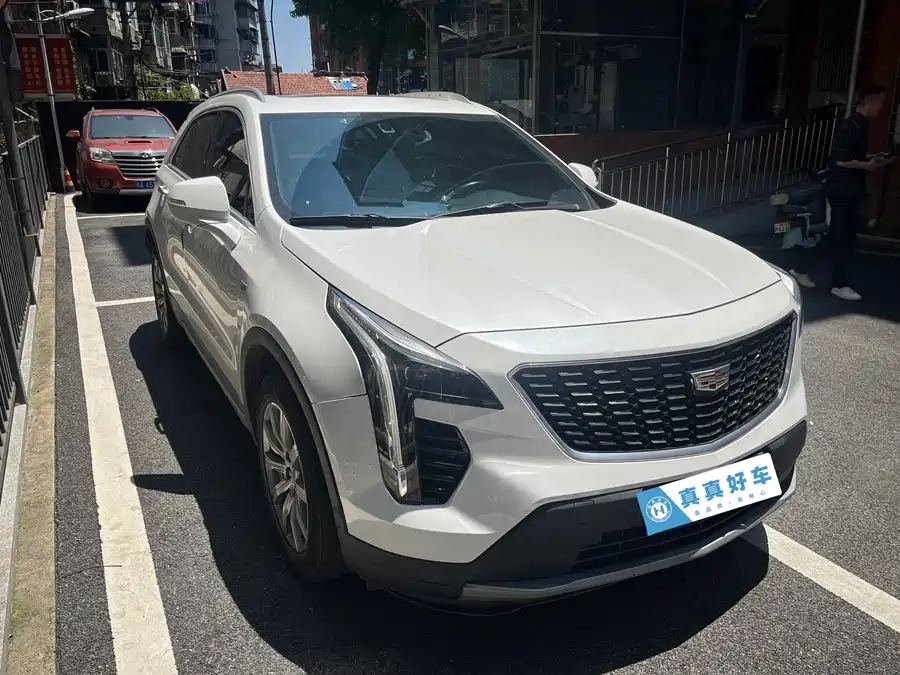 Cadillac XT4