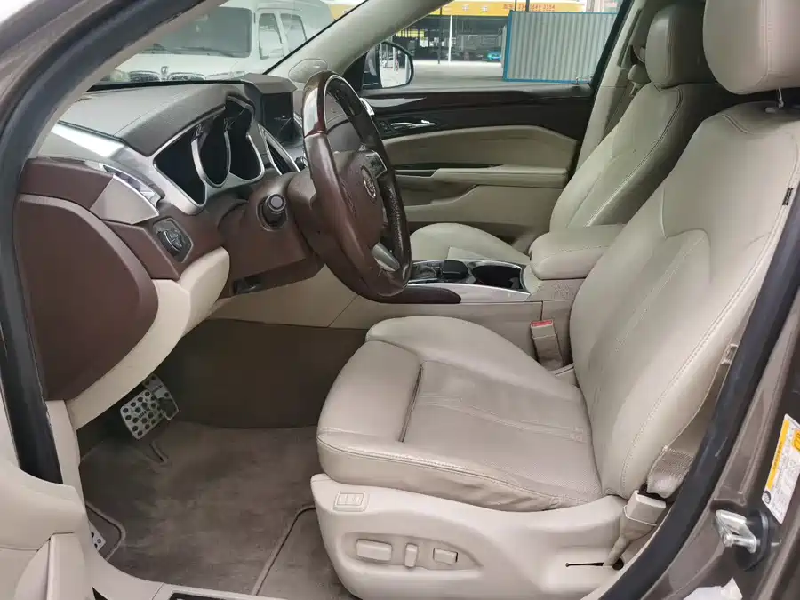 Cadillac SRX