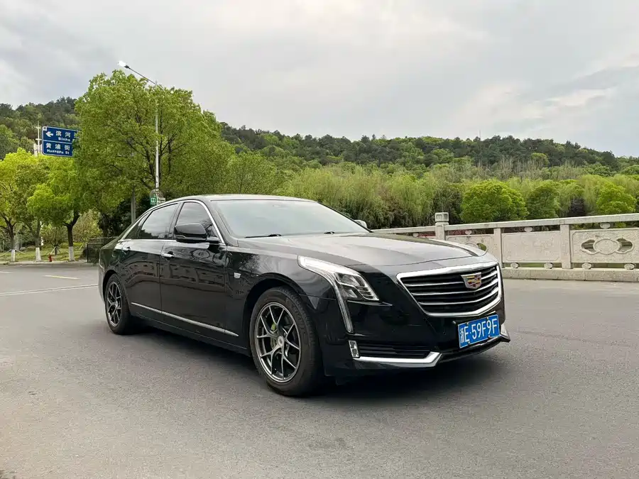 Cadillac CT6