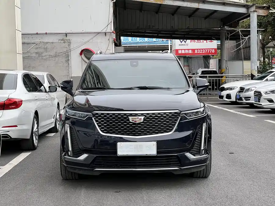 Cadillac XT6