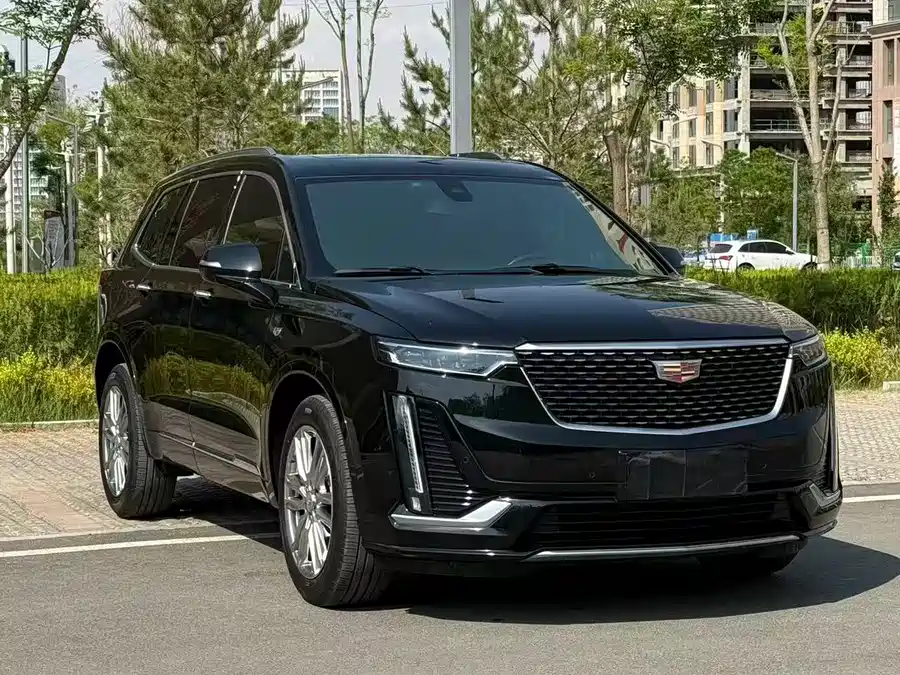Cadillac XT6