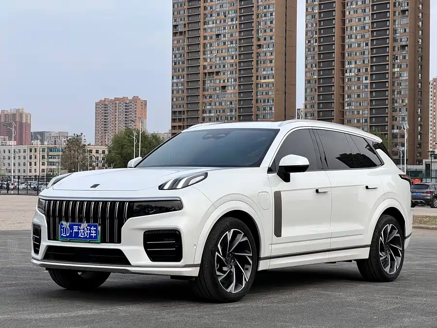 Lynk & Co 09 EM-P