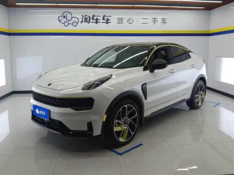 Lynk & Co 05