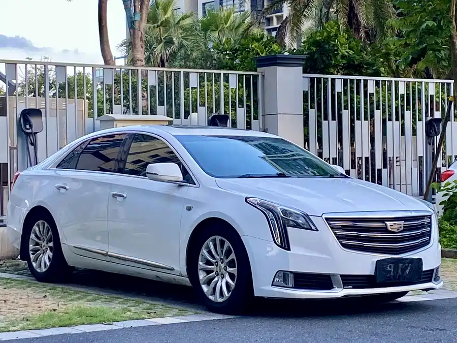 Cadillac XTS