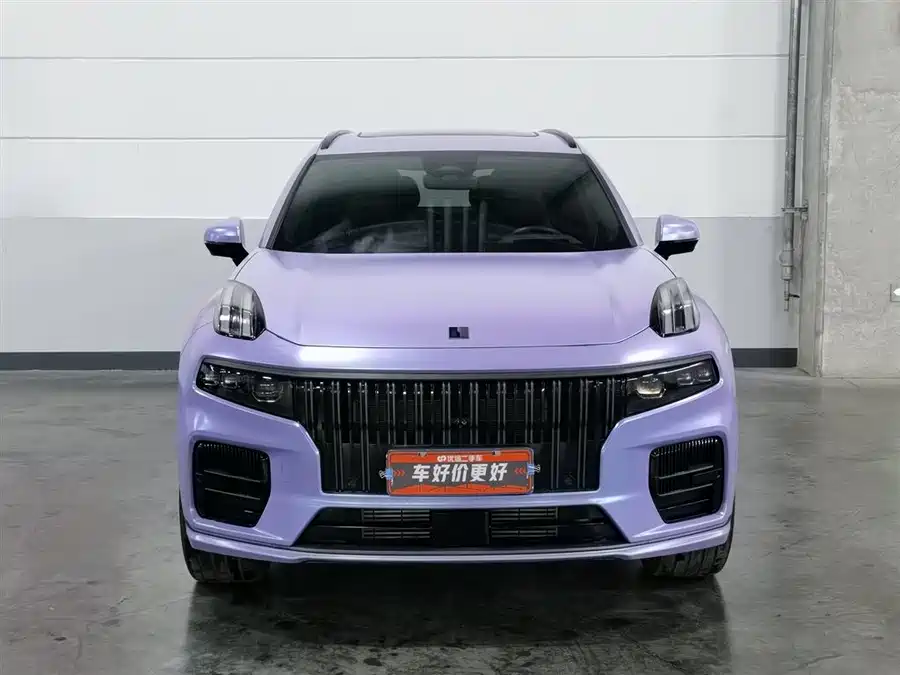Lynk & Co 09