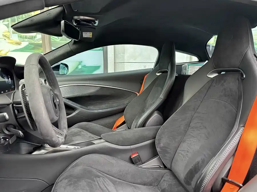 McLaren Artura